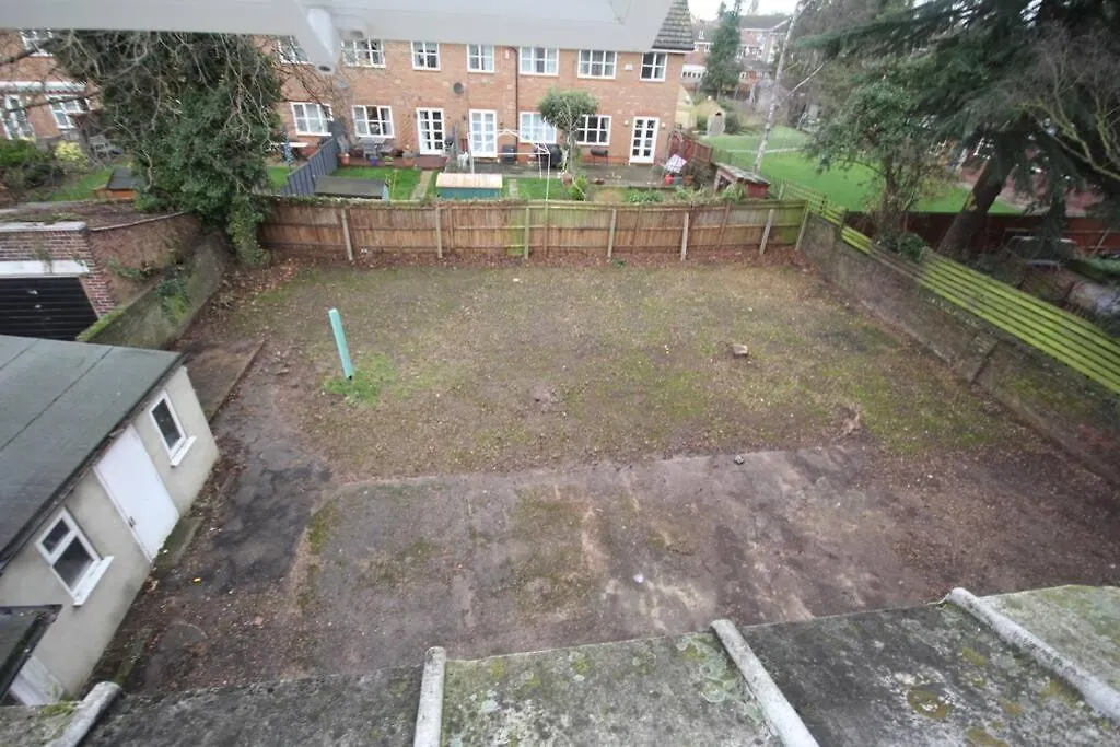 Great West Road Apartments Flat D London